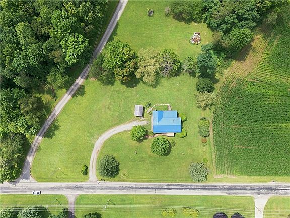 2nd image of 233 Acme Dam Rd