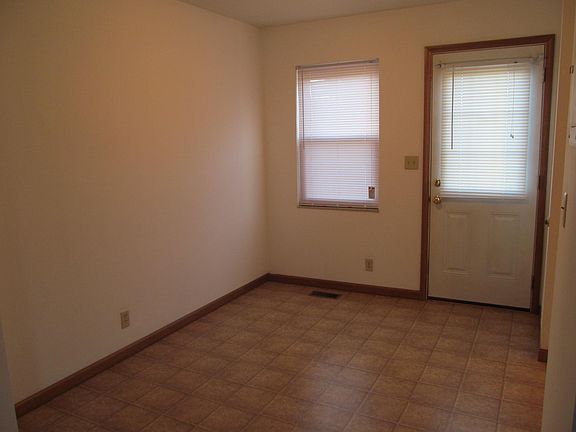 5th image of 507 Curtis Ln #507