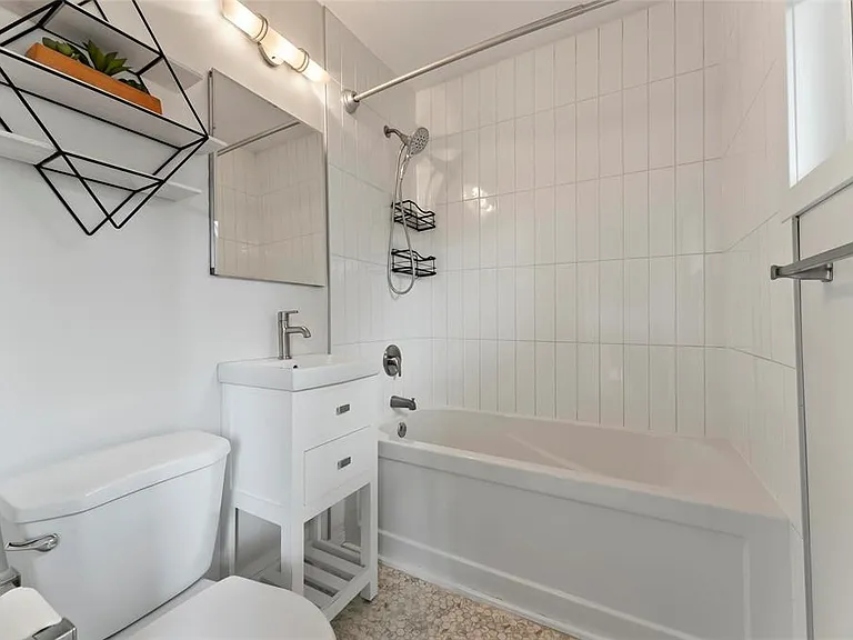 691 Jackson Ave #691 — Photo 9