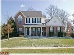 626 Dartmouth Crest Dr, Ballwin, MO