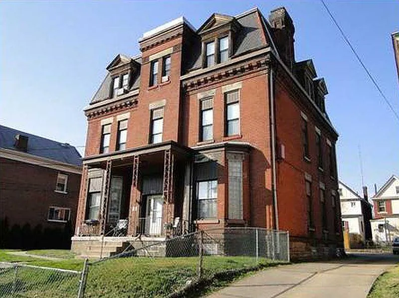 1814 Harpster St photo 1