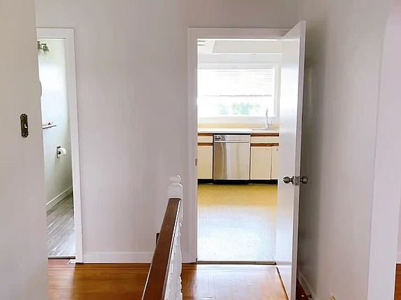5th image of 2308 Jefferson Ave