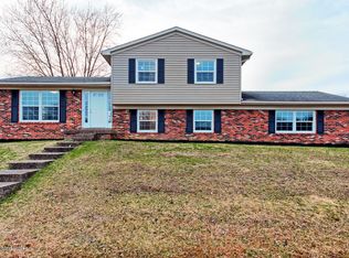 8413 Cabin Hill Rd, Louisville, KY 40291