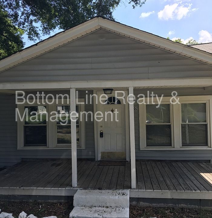 1st image of 1802 W Davidson Ave