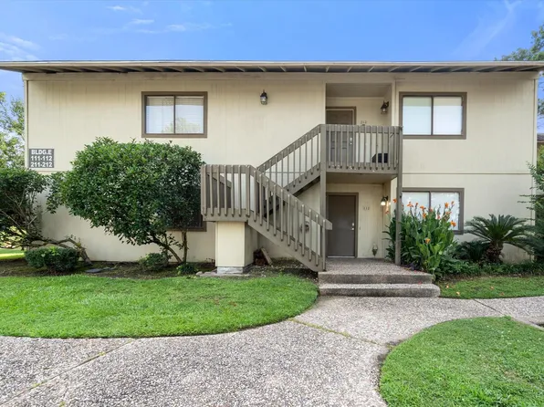 15919 Golf Club Dr APT 112, Crosby, TX 77532