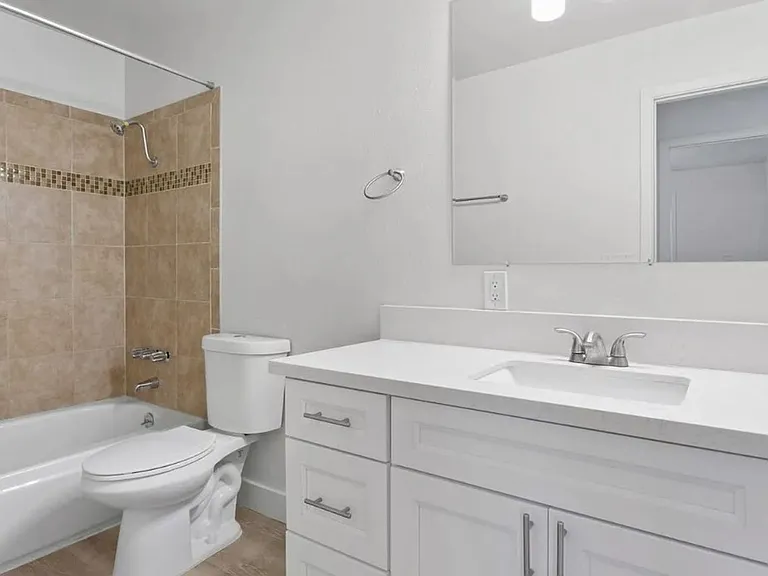 3435 SW 87th Ave — Photo 27