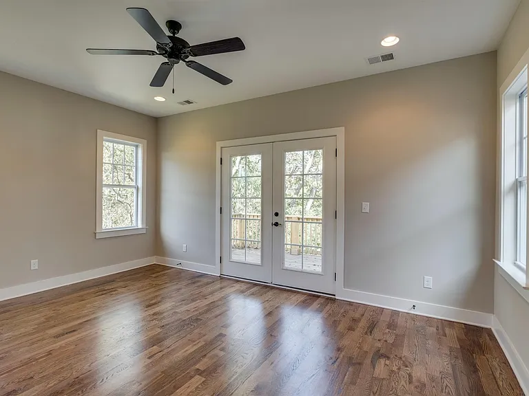 5514B Urbandale Ave — Photo 24