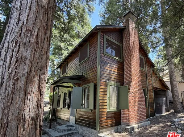 41471 Valley Of The Falls Dr, Forest Falls, CA 92339