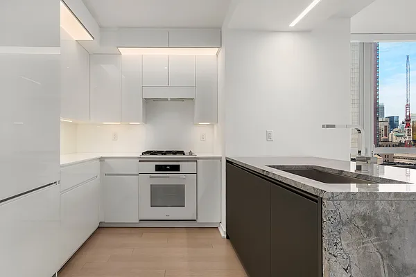 Rented by Compass | media 17