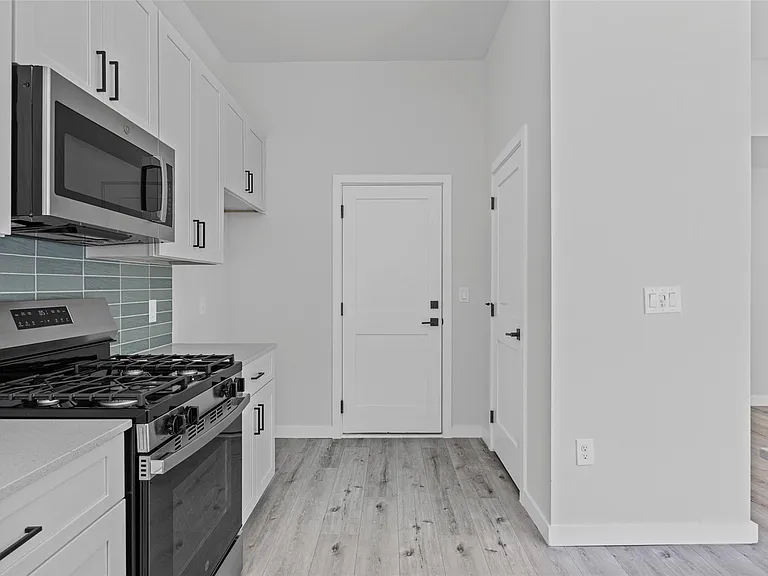 2000 Riverside Farms Rd #5102 — Photo 10
