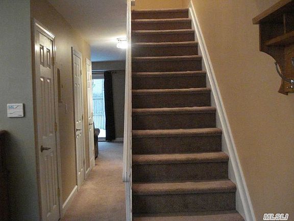 4th image of 51 Wooded Way