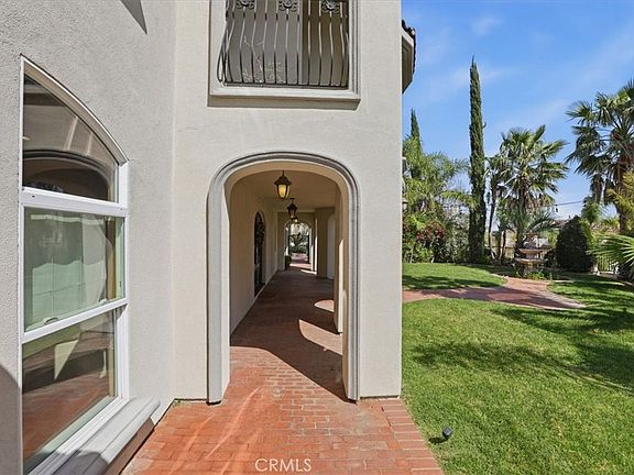 5th image of 4972 Clover Pl