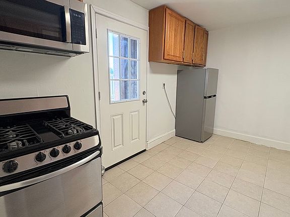 3rd image of 300 E University Pkwy #3