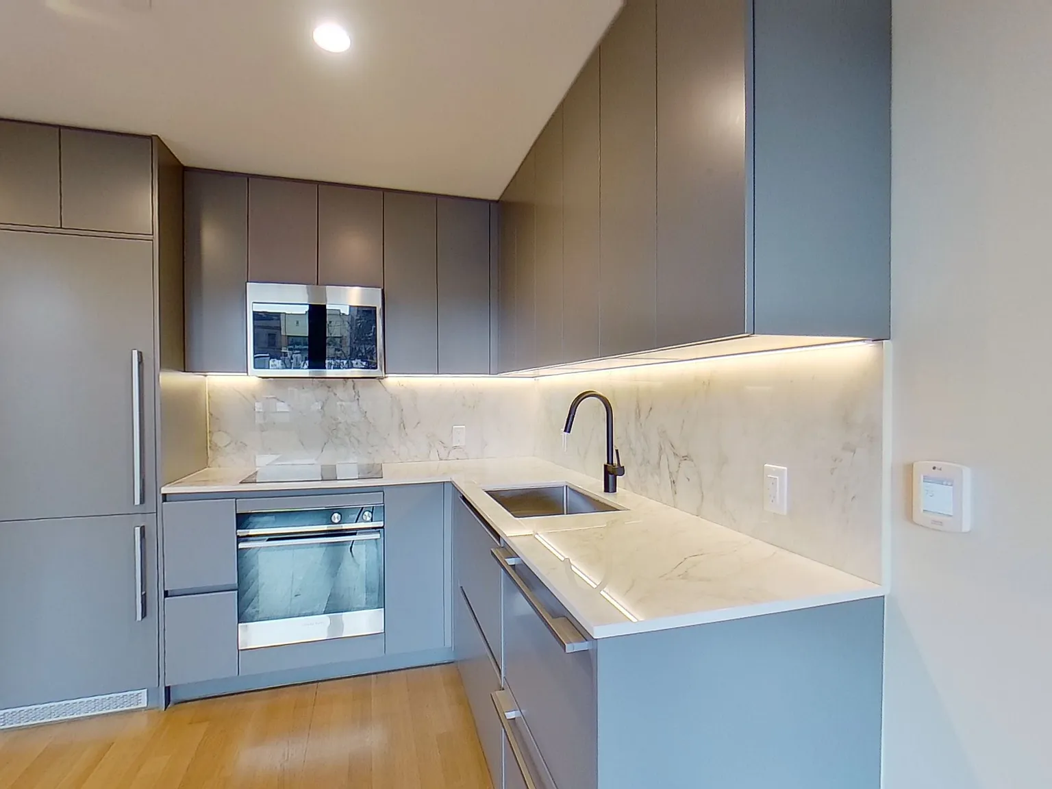 515 East 86th Street — Photo 4