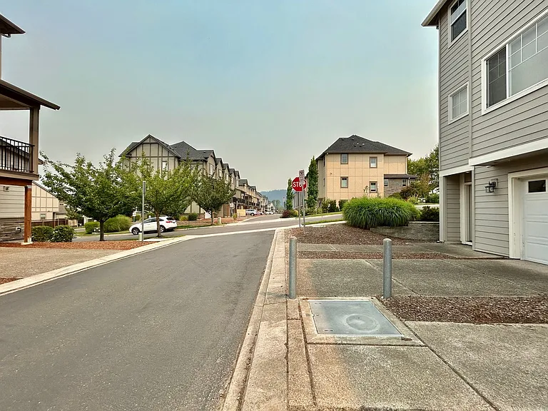 7211 NW Eleanor Ave — Photo 18