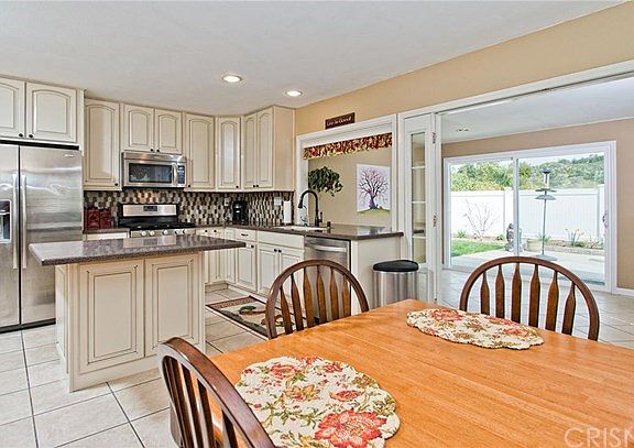 3rd image of 22900 Sycamore Creek Dr