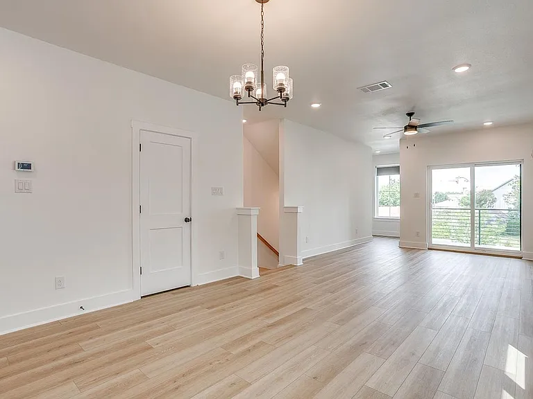 2345 Benbrook Blvd — Photo 55