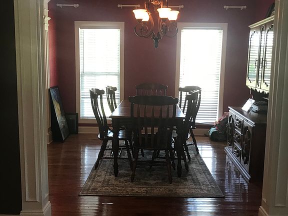 5th image of 187 Rosewood Ln