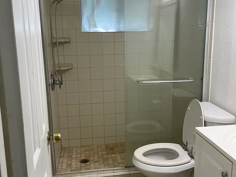 12618 Barbizon Dr — Photo 4