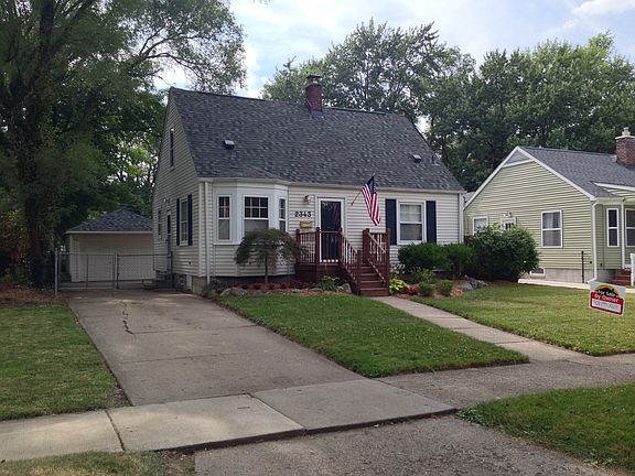 5th image of 2343 Cummings Ave