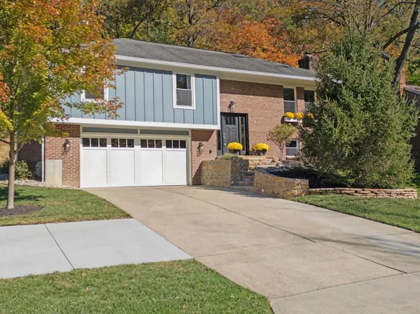 9542 E Kemper Rd, Loveland, OH 45140