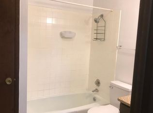 1216 W Jefferson St #9, Springfield, IL 62702