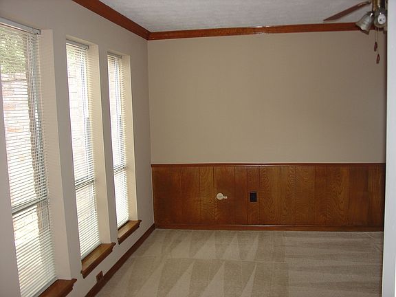 5th image of 13903 Chevy Chase Dr