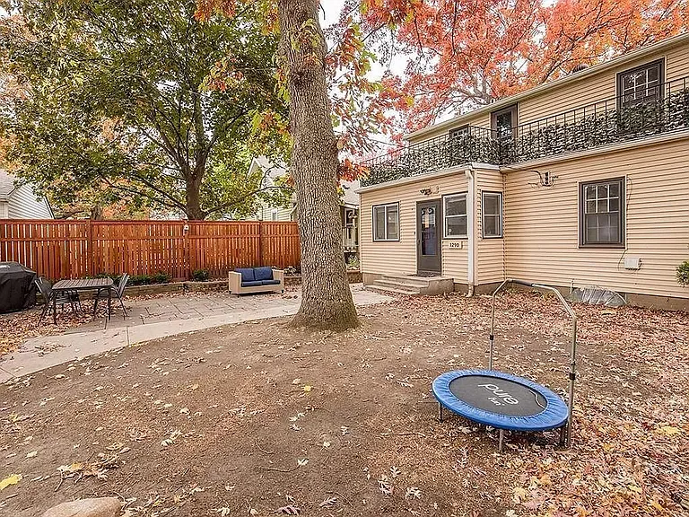 1290 Watson Ave — Photo 21