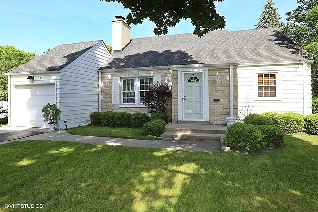 824 Chilton Ln photo 1