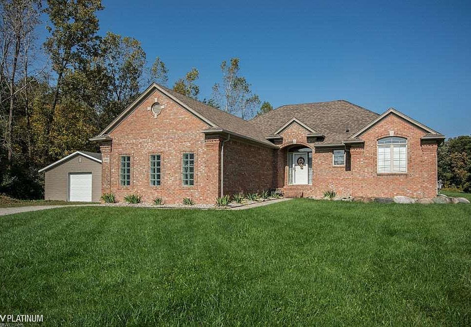 1st image of 2405 Equestrian Dr