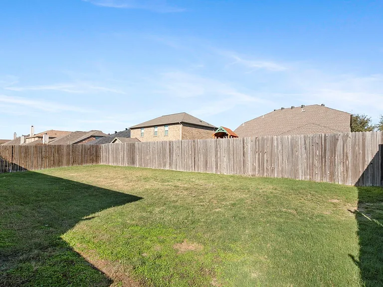 12133 Knots Ln — Photo 2