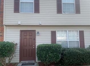 11 Terri Sue Ct, Hampton, VA 23666