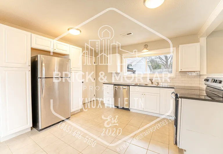 837 Teffeteller Ln — Photo 10