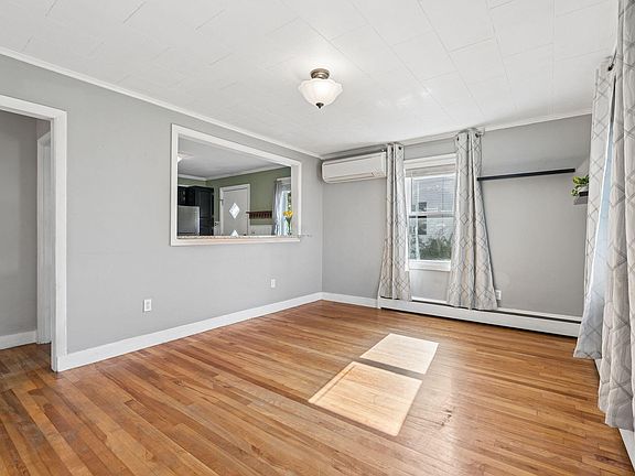 4th image of 47 Highland Avenue
