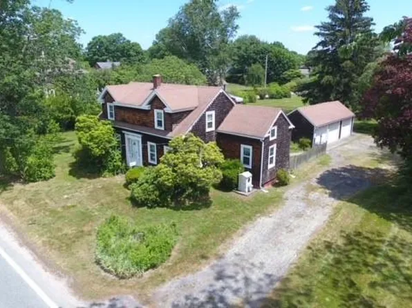 55 Sowams Rd, Barrington, RI 02806