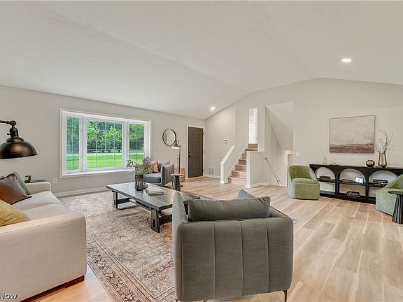 2nd image of 646 Ledge Rd