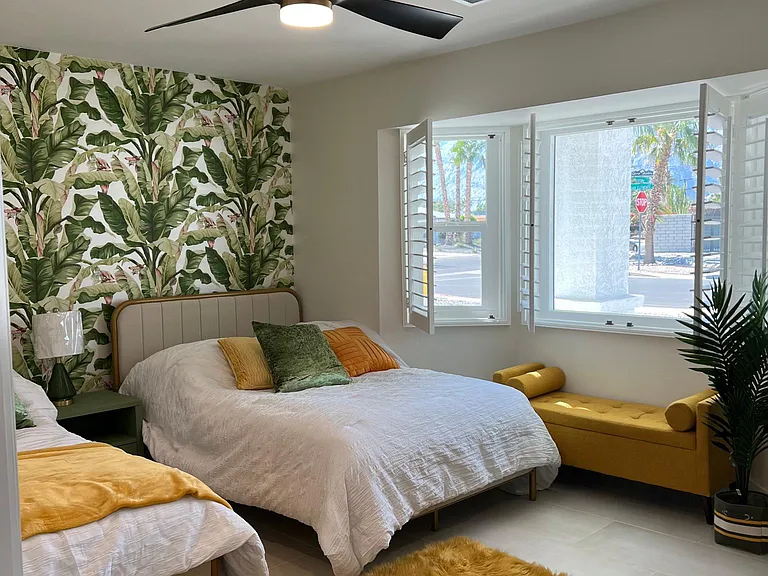 2212 N San Clemente Rd — Photo 23