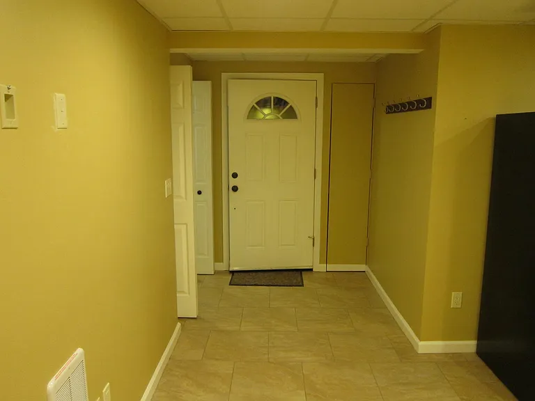 2 Pasture Way — Photo 2