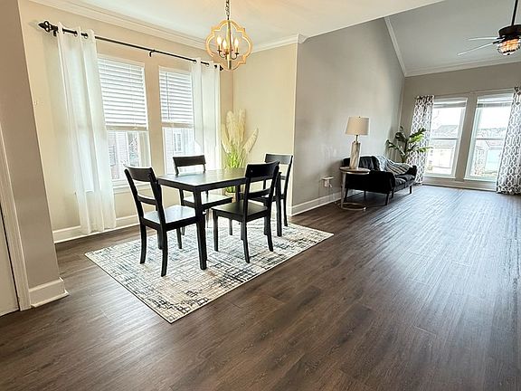 5th image of 333 Eastside Dr APT 25