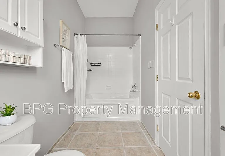 1819 1st St NW #A — Photo 30