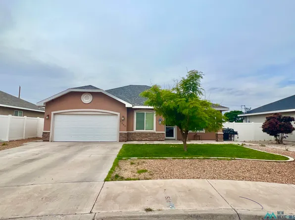1504 Champ Clark Ct, Artesia, NM 88210