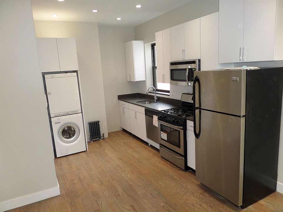 1st image of 4107 28th Ave #18