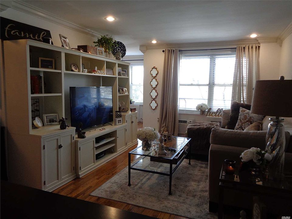 1st image of 20 Wendell St APT 28D