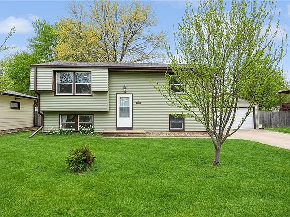 2nd image of 507 Fairview Dr