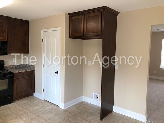5th image of 5599 Chestnut Creek Ln
