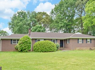 24 Homestead Rd, Hartwell, GA 30643