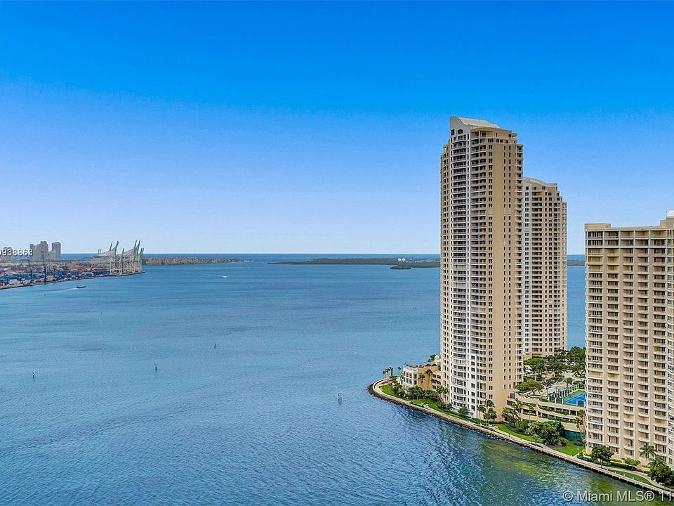 1st image of 325 Biscayne Blvd #2915