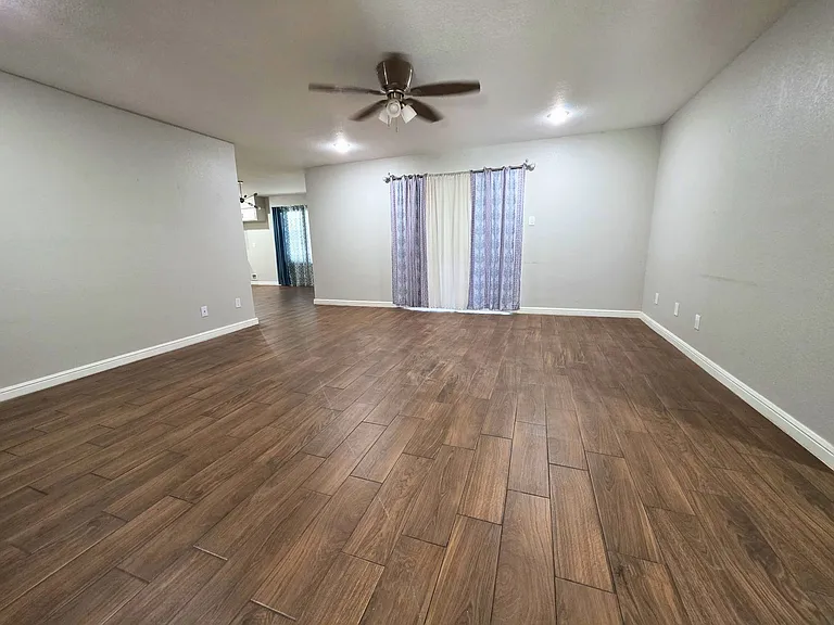 209 Eller Ave — Photo 6