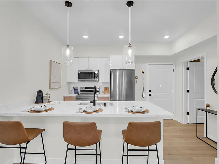 The Meadowlark Apartments — Photo 8