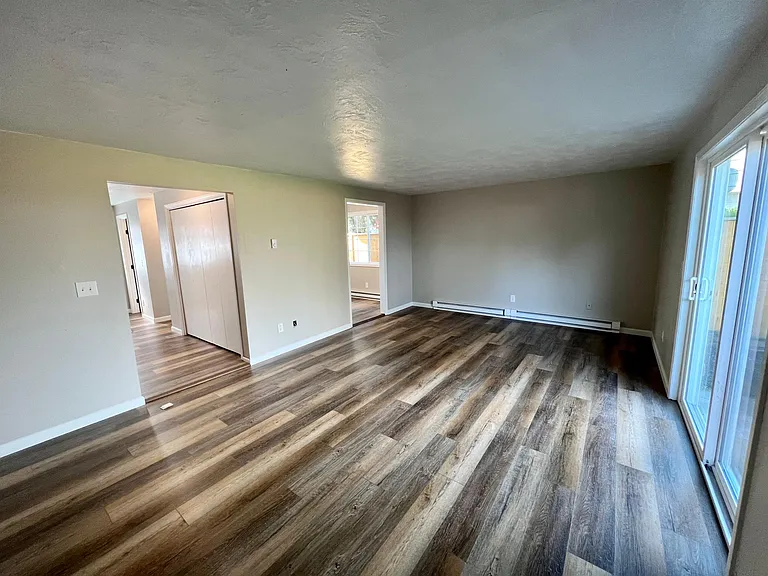 2575 NW Fairlawn St — Photo 18